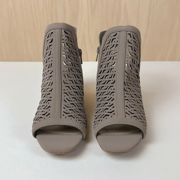 C Comfort EST. 1946 Taupe Gray Slingback Block Heel Sandal Booties - Picture 7 of 10